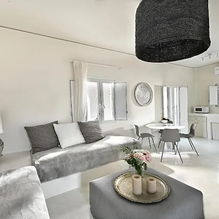 Altura Residences With Outdoor Hot Tubs By K&k Éxo Goniá